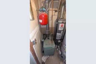 88 Elizabeth Ann Drive, New Haven, CT 06512 - Photo 29