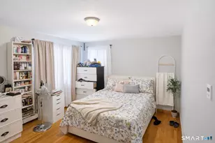 88 Elizabeth Ann Dr, New Haven, CT 06512 - Photo 5