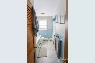 88 Elizabeth Ann Drive, New Haven, CT 06512 - Photo 9