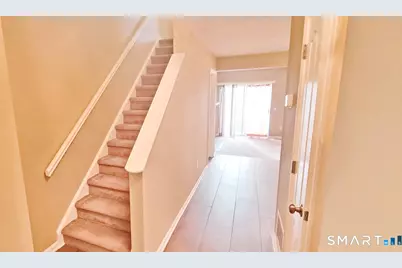 166 Old Brookfield Road #31-4, Danbury, CT 06811 - Photo 15