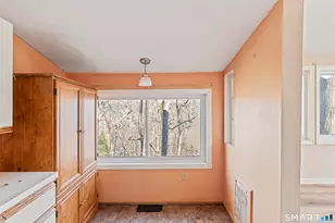 683 Berkshire Rd, Southbury, CT 06488 - Photo 7