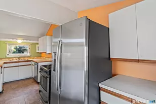 683 Berkshire Rd, Southbury, CT 06488 - Photo 5