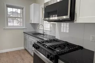 104 Maple Ave, Stamford, CT 06902 - Photo 25