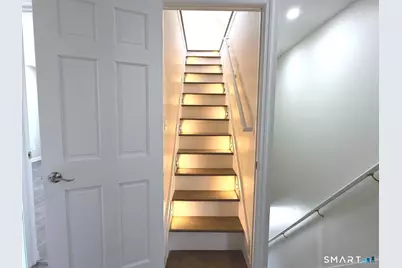 104 Maple Avenue, Stamford, CT 06902 - Photo 11