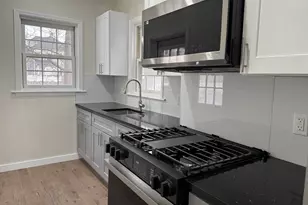 104 Maple Ave, Stamford, CT 06902 - Photo 9