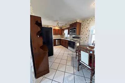 219 Oakwood Drive, Fairfield, CT 06824 - Photo 7