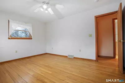 4 Wilson Street, New Fairfield, CT 06812 - Photo 17