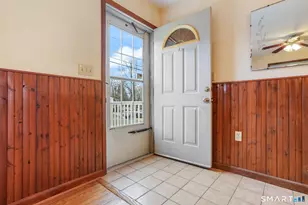 4 Wilson St, New Fairfield, CT 06812 - Photo 3