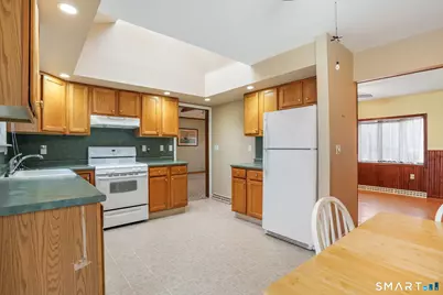 4 Wilson Street, New Fairfield, CT 06812 - Photo 11