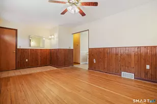 4 Wilson St, New Fairfield, CT 06812 - Photo 15