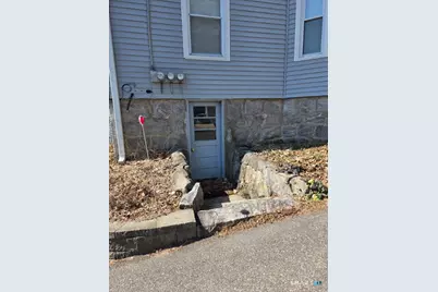 35 Denison Avenue, New London, CT 06320 - Photo 5