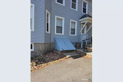 35 Denison Avenue, New London, CT 06320 - Photo 7