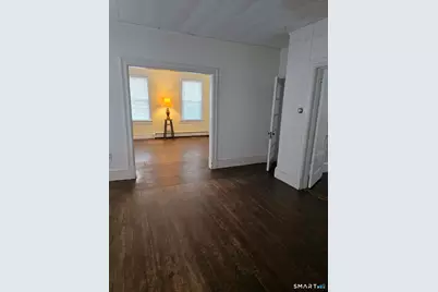 35 Denison Avenue, New London, CT 06320 - Photo 11