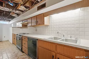 12 Longmeadow Dr, Wolcott, CT 06716 - Photo 31