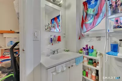 111 Madison Street, Waterbury, CT 06706 - Photo 17