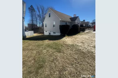 105 Crown Street, Bristol, CT 06010 - Photo 3