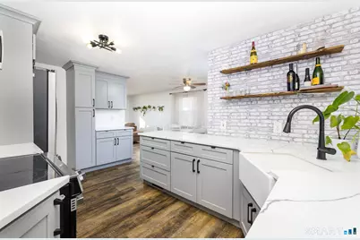 1 Bristol Street, Wethersfield, CT 06109 - Photo 17