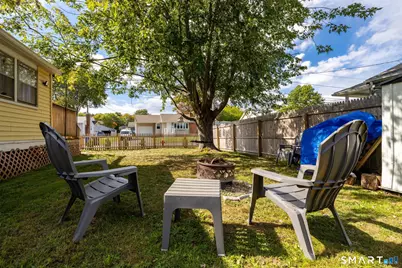 1 Bristol Street, Wethersfield, CT 06109 - Photo 11