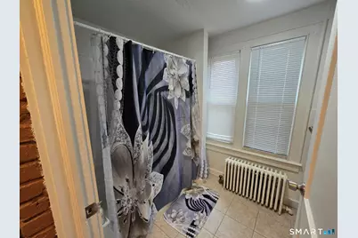 157 Eastern Avenue #1st floor, Waterbury, CT 06708 - Photo 5