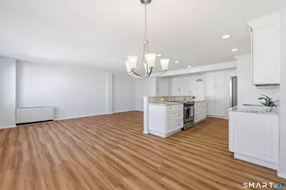 893 Farmington Avenue #5I, West Hartford, CT 06119 - Photo 9