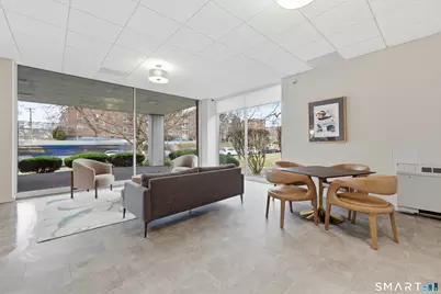 893 Farmington Avenue #5I, West Hartford, CT 06119 - Photo 3