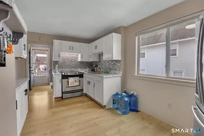 11 Welles Street, Waterbury, CT 06706 - Photo 27