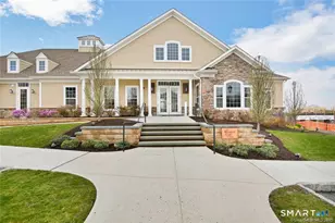 424 Center Meadow Ln, Danbury, CT 06810 - Photo 27