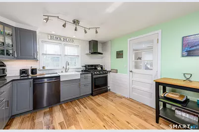 9 2nd Avenue, Old Saybrook, CT 06475 - Photo 17