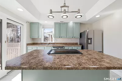 198 Oxford Street, Hartford, CT 06105 - Photo 13