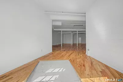 53 Crescent Avenue, Bridgeport, CT 06608 - Photo 15