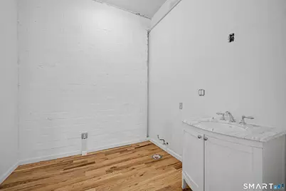 53 Crescent Avenue, Bridgeport, CT 06608 - Photo 11