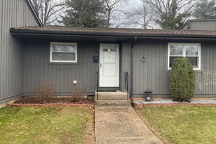 149 Moylan Ct, Newington, CT 06111 - Photo 1