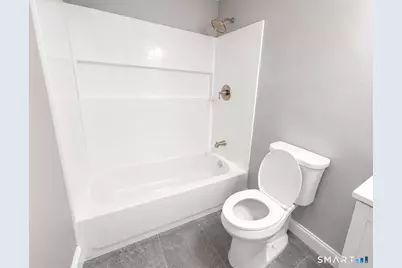 379 Woodland Street #APT 2C, Hartford, CT 06112 - Photo 7