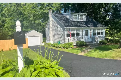 10 George Street, Trumbull, CT 06611 - Photo 1