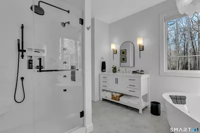 672 Route 81, Killingworth, CT 06419 - Photo 17