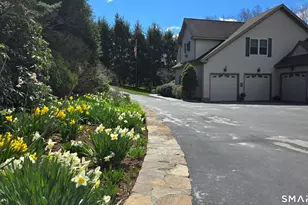 201 Grey Rock Rd, Southbury, CT 06488 - Photo 3