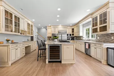 40 Wildwood Road, Stamford, CT 06903 - Photo 3