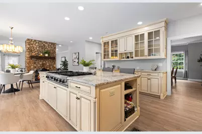 40 Wildwood Road, Stamford, CT 06903 - Photo 5