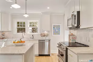 3 Abbey Rd, Darien, CT 06820 - Photo 11