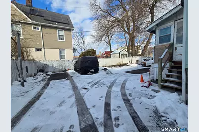 102 Hanover Street, Bridgeport, CT 06604 - Photo 9