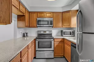 173 Natchaug Dr, Meriden, CT 06450 - Photo 15