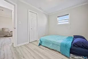 5 Sanford Pl, Stratford, CT 06615 - Photo 13