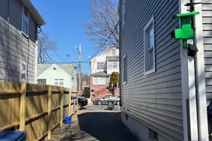 95 Balsam Ave, Bridgeport, CT 06606 - Photo 3