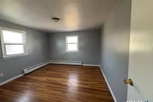 95 Balsam Ave, Bridgeport, CT 06606 - Photo 5