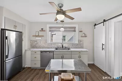 50 Judson Place, Milford, CT 06461 - Photo 11