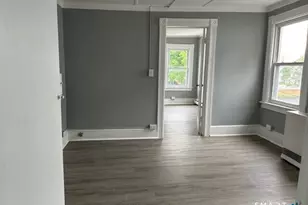 22 Hawthorne St, Norwich, CT 06360 - Photo 3