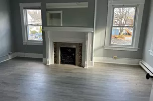 22 Hawthorne St, Norwich, CT 06360 - Photo 9