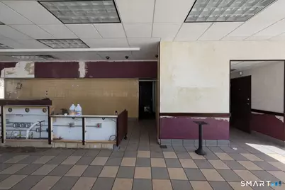 641 Norwich New London Turnpike, Montville, CT 06382 - Photo 9