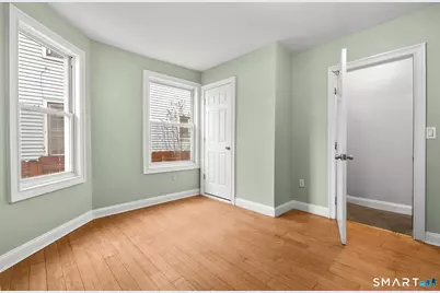 48 Lockwood Avenue #First Floor, Stamford, CT 06902 - Photo 13