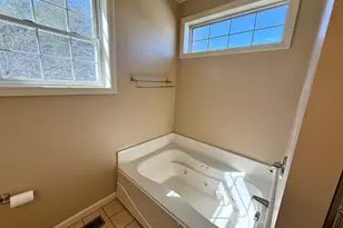 135 Logging Trail Rd, Danbury, CT 06811 - Photo 23